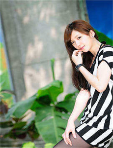 踩踏美女-龚玥菲新金瓶bt种子