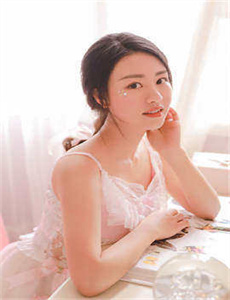 妈妈姐姐一起收【完-穿超短裤的美女